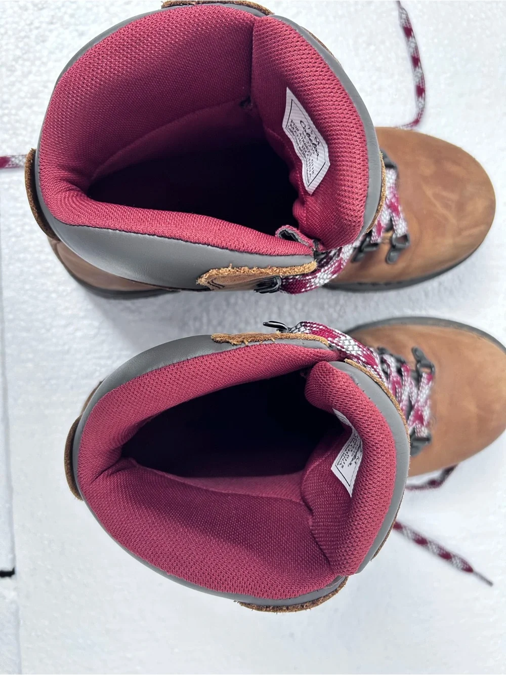 Cabela's Brown Leather Mens / Womens Winter Boots with Burgundy Accents 7.5